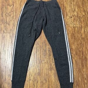The Cashmere Project Women's Joggers Charcoal Grey Size Small